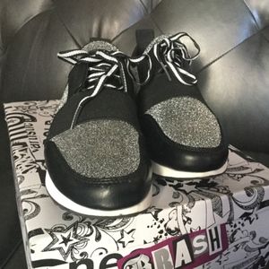 NWOT mixed media sneakers